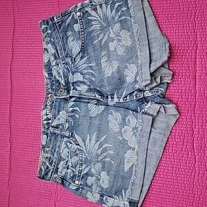 Flower Jean shorts